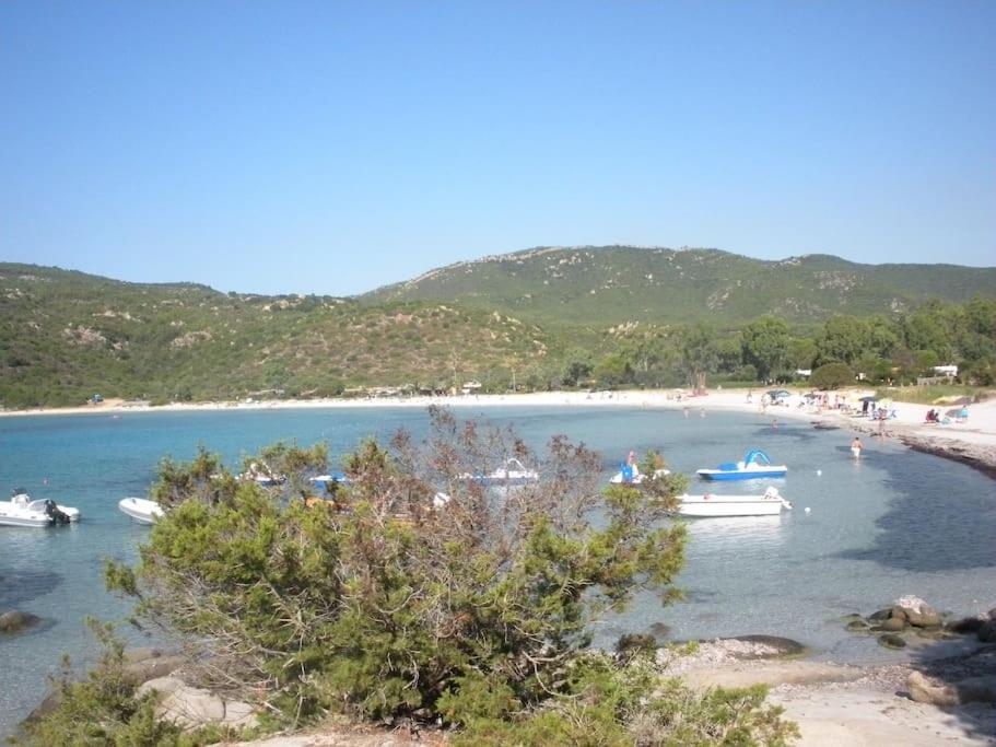 Casa Viola Di Maria Gabriella, San Vito A 25 Minuti Da Costa Rey E Villasimius المظهر الخارجي الصورة